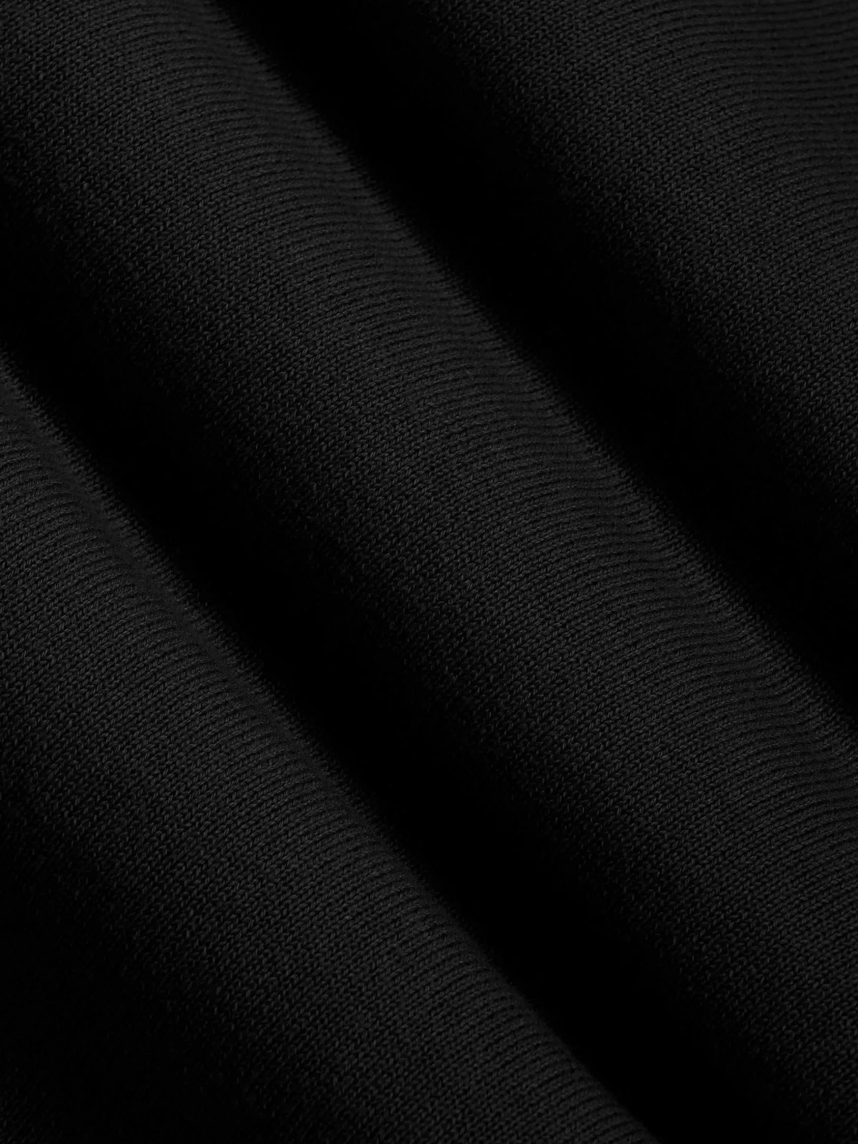 Larry Black Pullover