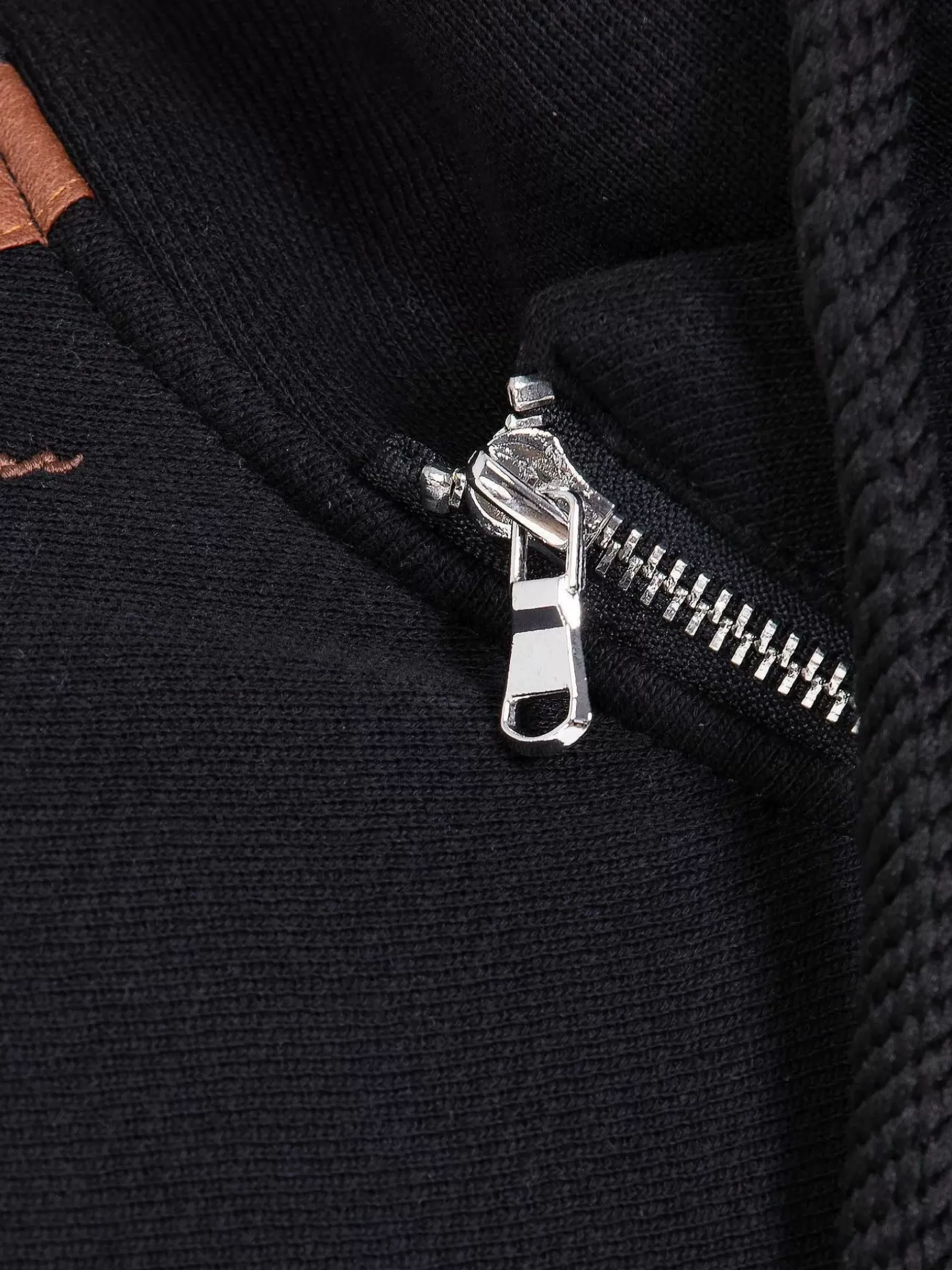 Sweater 76320 Gravia Black