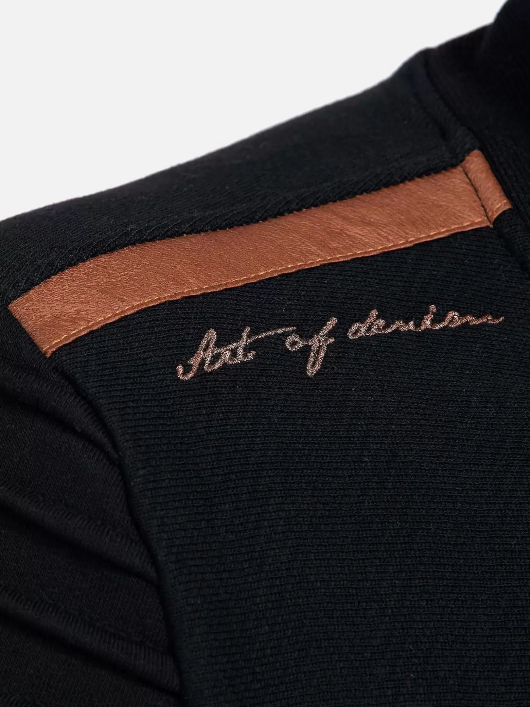 Sweater 76320 Gravia Black