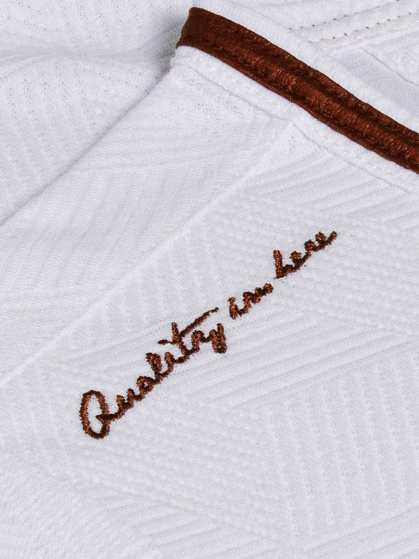 Textured Design Wahar V-Neck White T-Shirt